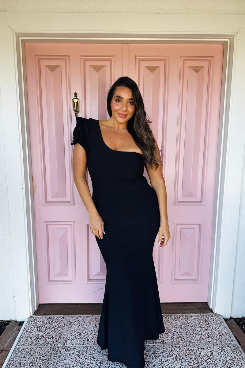 Elliatt Charlotte Maxi Dress | Black the style squad Elliatt Charlotte Maxi Dress | Black the style squad