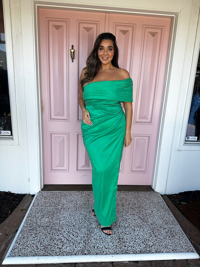 Sheike Giselle Gown | Green the style squad Sheike Giselle Gown | Green the style squad